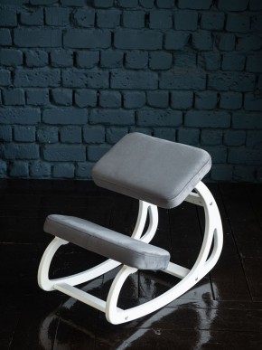 Балансирующий коленный стул Конёк Горбунёк (Белый) в Соликамске - solikamsk.mebel-74.com | фото